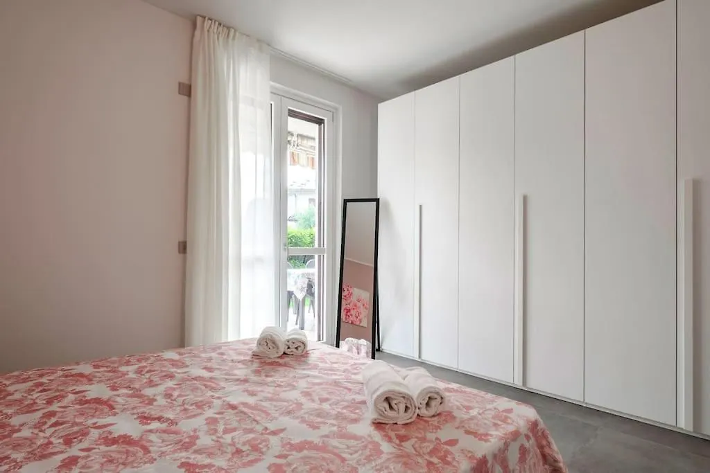 Brema Beach Dream - New Stilish Apartment Σιρμιόνε